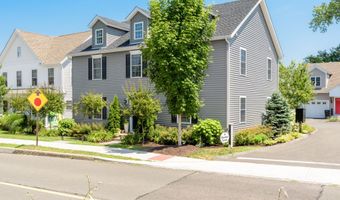 42 Chestnut St 11, Bethel, CT 06801