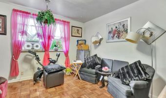 4028 Ledgewood Dr, Cincinnati, OH 45229