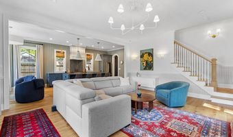 1614 Brook Rd, Charlotte, NC 28205
