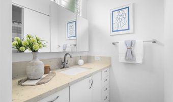 279 Kakahiaka St, Kailua, HI 96734