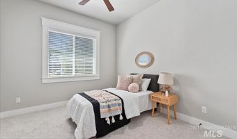 9622 W Sparks Lake Ct, Boise, ID 83714