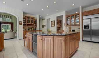 1049 MCKEAN Rd, Ambler, PA 19002