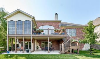 259 Meadowbrook Country Club Est, Ballwin, MO 63011