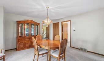 118 Main St, Arlington, WI 53911