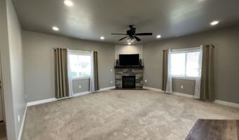 5762 Northside Xing Unit A, Chubbuck, ID 83202