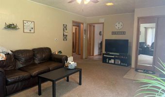 331 S 4th St, Akron, IA 51001