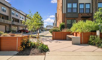 22362 LUCAS Ter, Ashburn, VA 20148