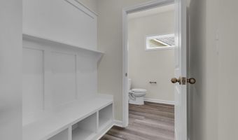 135 Hunter Ridge Dr, Boiling Springs, SC 29316