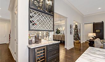 1001 Fairview Dr, Auburn, AL 36830