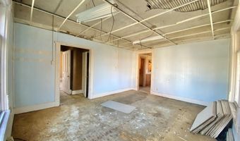 237 MILL St, Algoma, WI 54201