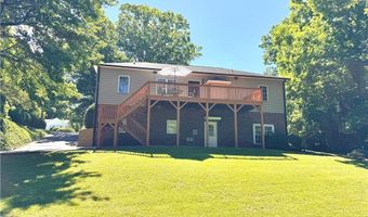 944 Trollinger Rd, Asheboro, NC 27203