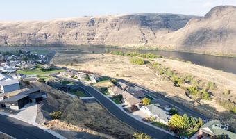 1493 River Rdg, Asotin, WA 99402