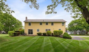 1 Edelweiss Ave, Lincoln, RI 02865