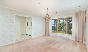 3190 Falcon Dr, Carlsbad, CA 92008