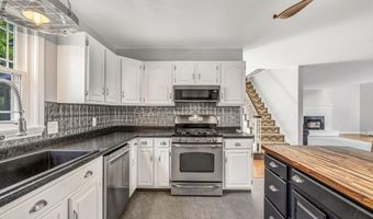 212 Vickery Rd, Auburn, ME 04210