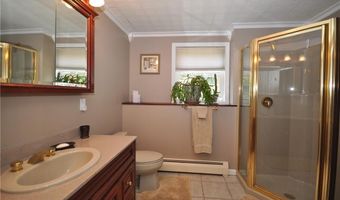 83 Rolling Hill Dr, Exeter, RI 02822