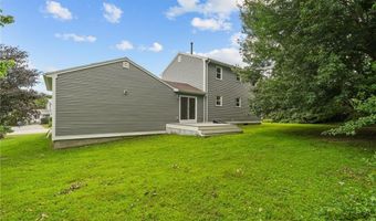 21 Hope Hill Ter, Cranston, RI 02921