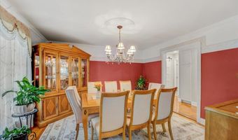 5 Trotter Ter, Belford, NJ 07718