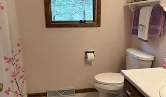 1628 10TH Ave, Antigo, WI 54409