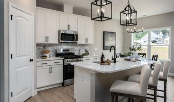 301 Glassmine Trl 48, Aberdeen, NC 28315