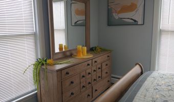 20 Temple St, Auburn, ME 04210