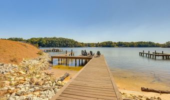 242 Williams Rd, Alexander City, AL 35010