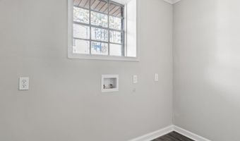 2014 W Lakeview Dr, Benton, AR 72015