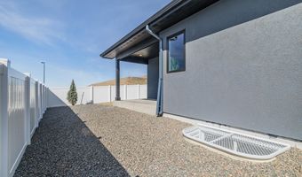 4012 SADDLEBACK Ln, Cheyenne, WY 82001