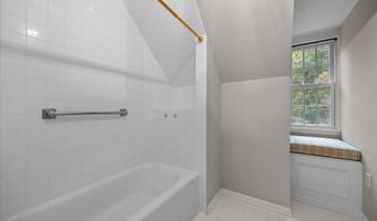 8405 Bells Lake Rd, Apex, NC 27539