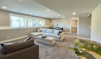 11127 Waterpoint Dr, Allendale, MI 49401