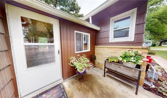 1402 W Clark St, Albert Lea, MN 56007