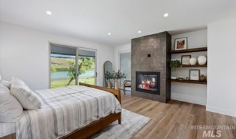 952 E 5204 N, Hagerman, ID 83332