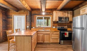 52633 MCKENZIE Hwy, Blue River, OR 97413