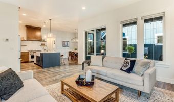 1931 NW Fields St, Bend, OR 97703