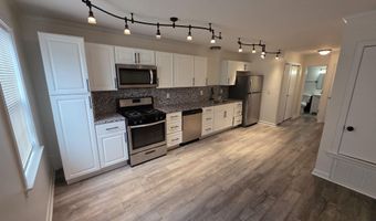 303 S Border St, Benton, AR 72015
