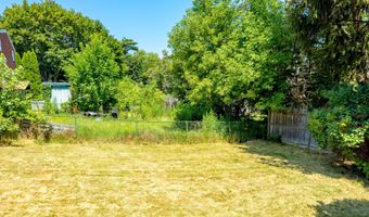 672 Providence St, Albany, NY 12208