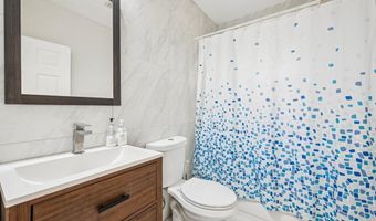 405 AUSTIN Ave, Barrington, NJ 08007