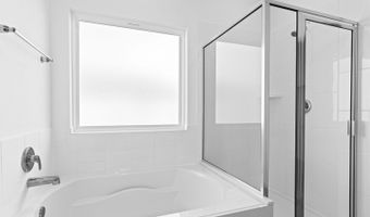 336 Amy St, Angleton, TX 77515