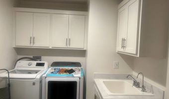 1241 N East St 40, Anaheim, CA 92805