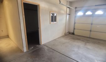 933 Julia Ln, Fernley, NV 89408