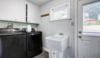 270 FRIEDENSBURG Rd, Reading, PA 19606