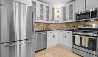 3301 NW DENT Pl NW, Washington, DC 20007