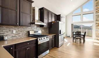 2200 LEDOUX Dr, Cheyenne, WY 82007