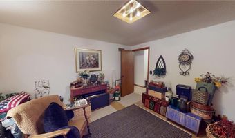 819 4th Ave NE, Austin, MN 55912