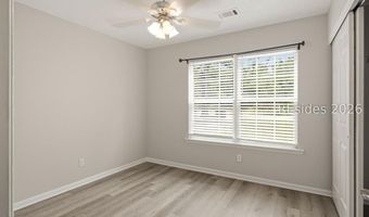 8 Star Magnolia Dr, Beaufort, SC 29907