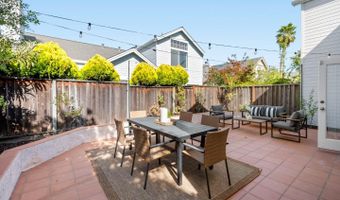445 Mcdonnel Rd, Alameda, CA 94502