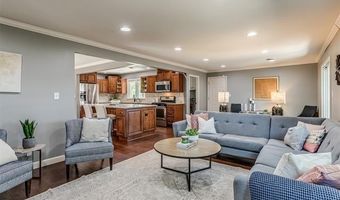 1621 Lariat Dr, Bartlesville, OK 74006