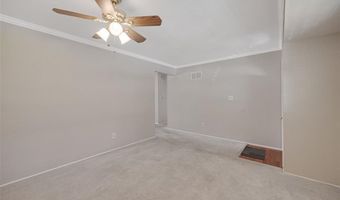 585 Golfwood Dr, Ballwin, MO 63021