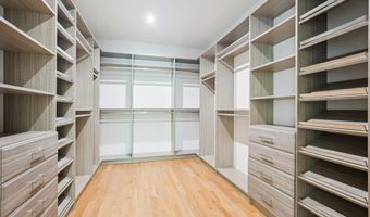 6508 CALLANDER Dr, Bethesda, MD 20817