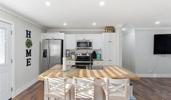 121 RIPLEY Ave, Adairsville, GA 30103